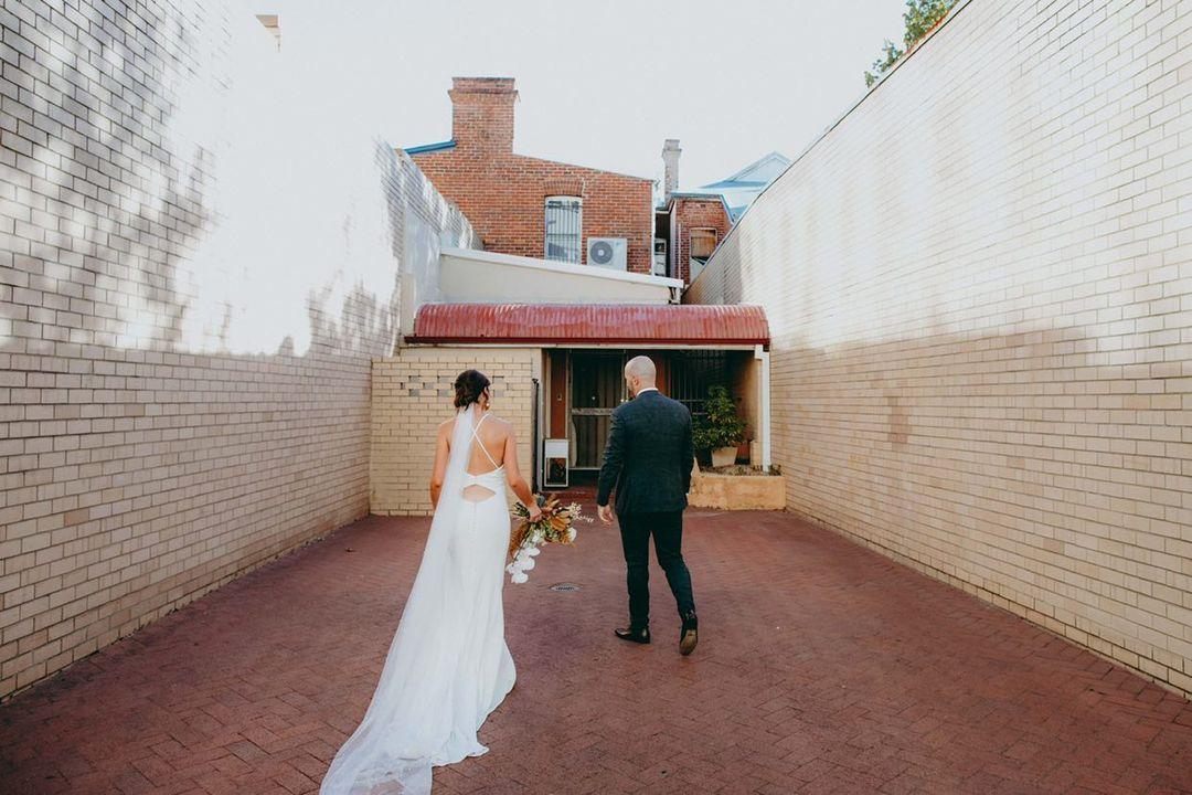 Pearl Veil - Studio 3 Twenty One LLC