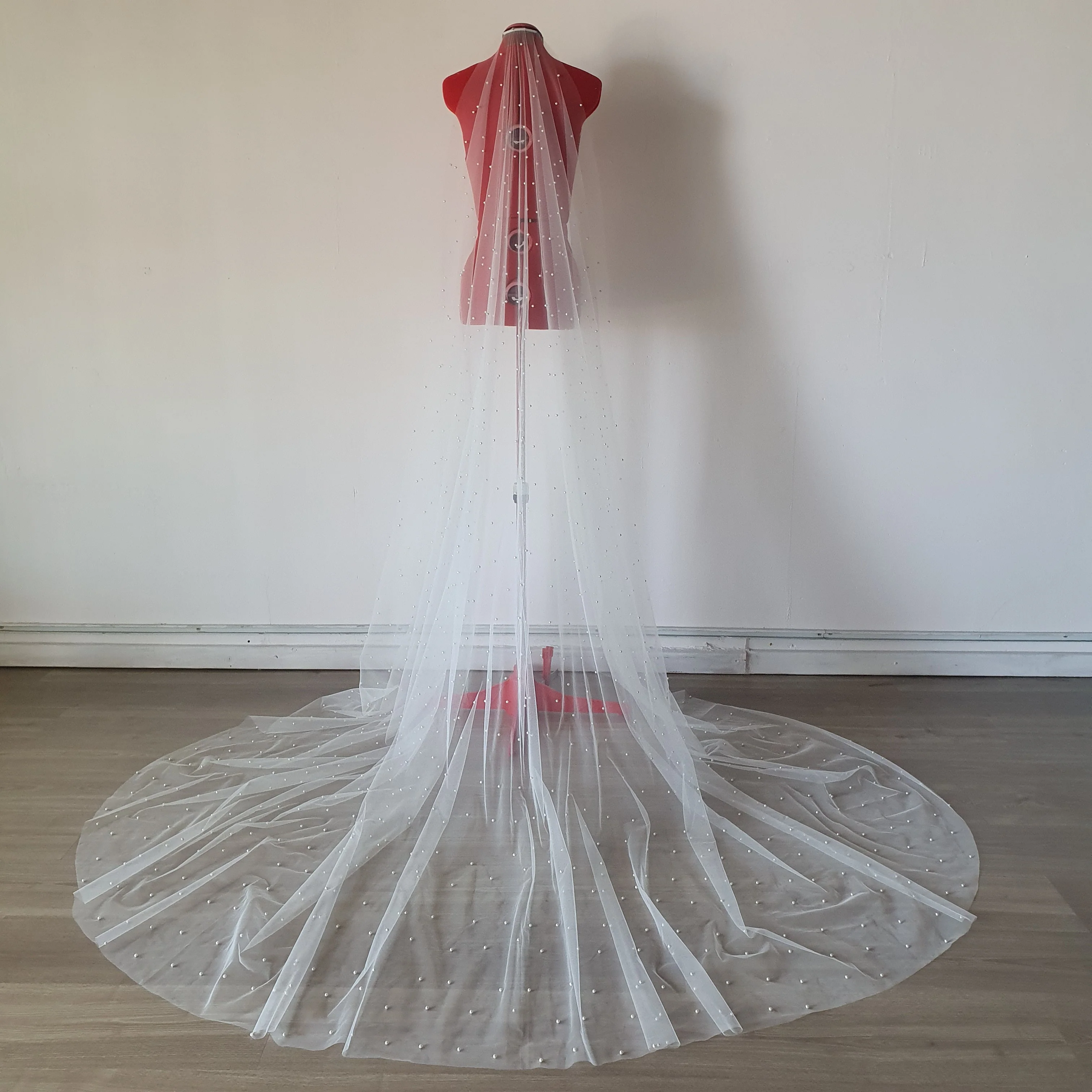 Pearl veil barely there - Studio 3 Twenty One LLC